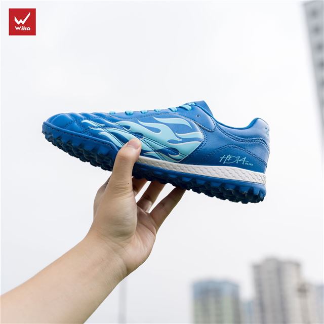 Ra mắt giày bóng đá Wika Hoàng Đức HĐ14 Elite có chất liệu da bắt sáng