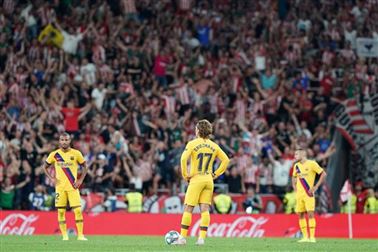 Vua Barcelona bỏ tiền tấn vẫn sa cơ: Lại mong chờ phép màu từ Messi