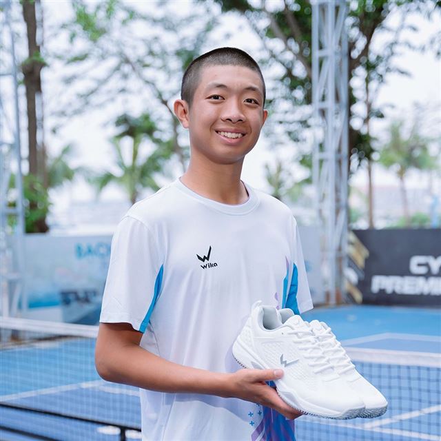 Giày Pickleball Quang Dương Wika Vetex Màu Trắng Xám