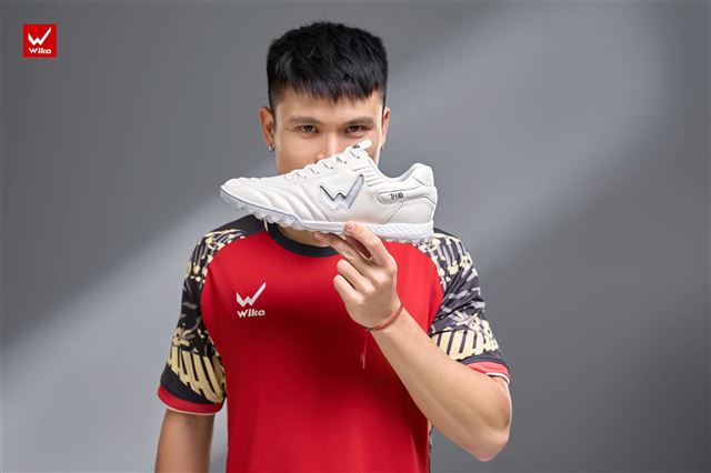 Giày bóng đá da thật Tuấn Hải Wika TH10 Màu Trắng Premium