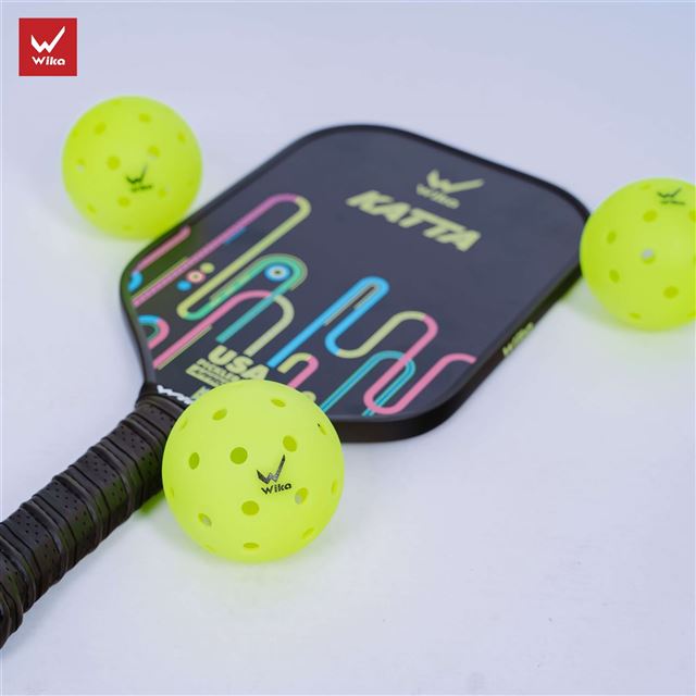 Bóng Pickleball thi đấu