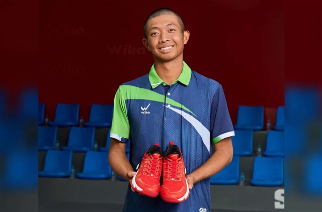 Giày Pickleball Quang Dương Wika Ruta Pro Series Màu Đỏ