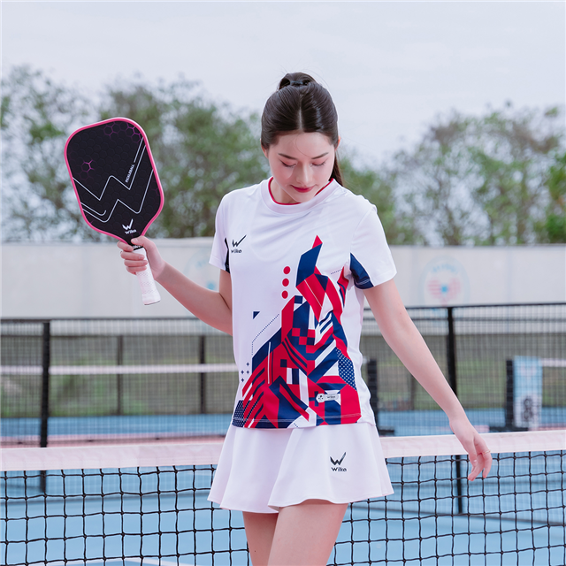 Chân váy thể thao Wika dáng xoè màu Trắng